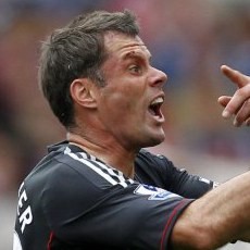 Carra Desak Liverpool Perbaiki Penampilan di Anfield