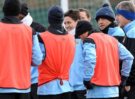 Bahas Krisis Pemain City, Mancini Singgung Barca