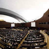 Wah, Hampir Rp 1 M untuk Lelang Vitamin di DPR 