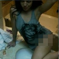 Foto Nakal Beredar, Sheila Marcia Hindari Media