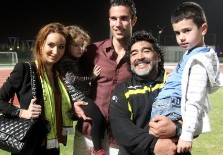 Arsenal Incar Anak Van Persie