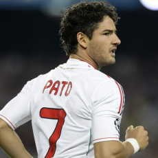 Dibanding Tevez, Inter Disarankan Beli Pato