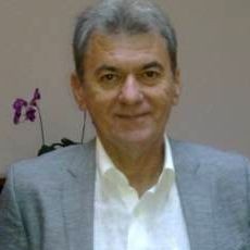 Pelatih Persib Puji Kualitas Pertandingan, Tak Komentari Wasit