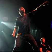 Konser Simple Plan di Surabaya Tak Seheboh Jakarta