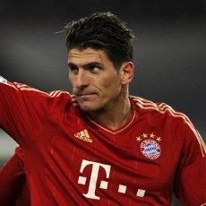 Gomez Tak Terobsesi Rekor Gerd Mueller