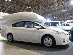 Toyota Prius untuk Berkemah