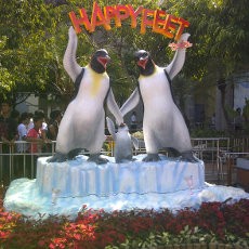 Libur Panjang Imlek, Ada Wahana Baru Happy Feet di Dufan!