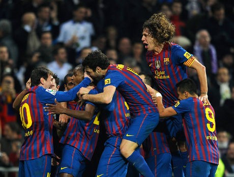 Barca Tundukkan Madrid 2-1 di Bernabeu