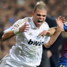 Tak Lihat Kejadiannya, Guardiola Tolak Komentari Pepe