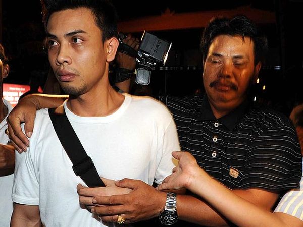 Isak Tangis Sambut ABK Costa Concordia
