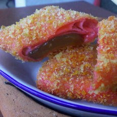 Risoles Angpao Meriahkan Imlek di Bandung