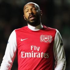 Henry Ditunggu Sampai Sabtu