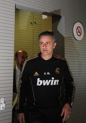 Mourinho Dibela Zidane dan Di Stefano