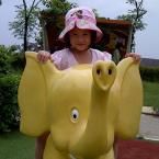 Mikheila Verlin Cayadi, 3,9 Tahun; Perempuan; f