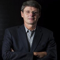 3 Target CEO Baru Vendor BlackBerry