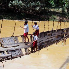 Curhat ke Dahlan, Bupati Lebak Sedih Dianggap Cueki Jembatan Indiana Jones
