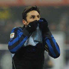 Inter Bungkam Kritik, Zanetti Senang