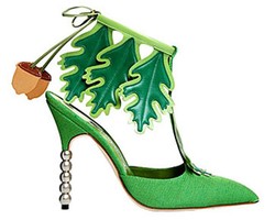 6 Sepatu Unik Koleksi Terbaru Desainer Dunia