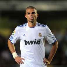 Pepe Mungkin Main di Camp Nou