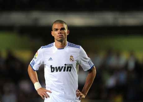 Pepe Mungkin Main di Camp Nou