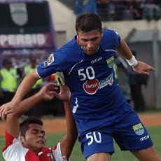 Persib Taklukkan PSPS 2-1