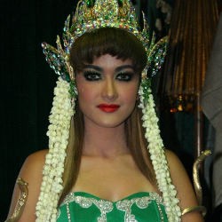 Jalani Ritual Titisan Suzanna, Jupe Makin Kinclong