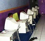 Curhat Pengusaha Warnet: PLN Jangan Naikkan Tarif Terus!