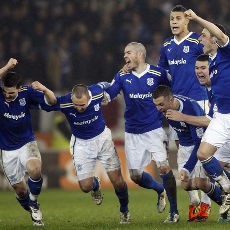 Cardiff Lolos ke Final Lewat Adu Penalti