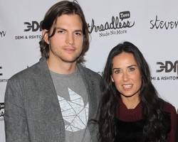 Demi Moore Masuk Rumah Sakit, Ashton Kutcher Asyik Pesta
