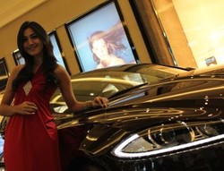 Flying Doctor, Mekanik Jaguar Datangi Konsumen Pakai Pesawat