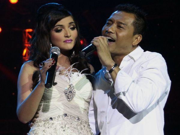 Duet Mesra Anang & Ashanty