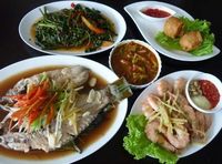 Pesta Seafood di Puang Oca
