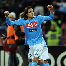 Dua Gol Cavani Singkirkan Inter