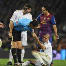 Mourinho Tak Mau Komentari Wasit