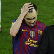 Iniesta dan Sanchez Cedera