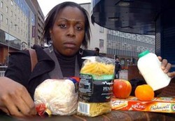 Buta dan Lumpuh Karena Alergi Hampir Semua Makanan