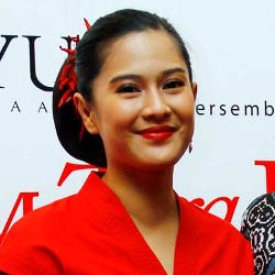 Dian Sastro Merasa Lebih Pede Tanpa Makeup