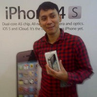 Pakai iPhone, Vincent Club Eighties Tinggalkan BlackBerry