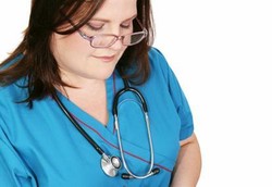 Jam Kerja yang Panjang Bikin Banyak Perawat Berbadan Gemuk