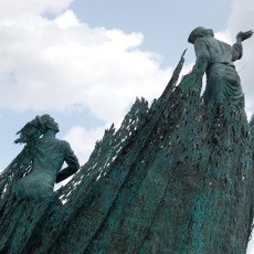 Pembangunan Patung Bahenol di Riau Telan Dana Rp 4 M