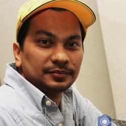 Tompi, Antara Penyanyi dan Dokter