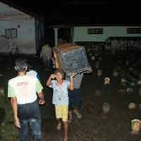 Trauma Banjir Bandang, Kepanikan Terjadi di Beberapa Desa di Situbondo