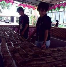 Wow, Ulen Sepanjang 250 Meter Akan Catat Rekor MURI