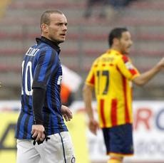 Diganti, Sneijder Ingin Bicara dengan Ranieri