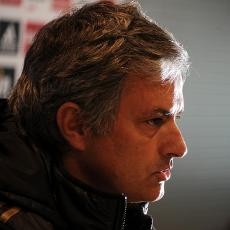 Mourinho Dikabarkan Mulai Gerah, Nama Benitez & Wenger Muncul