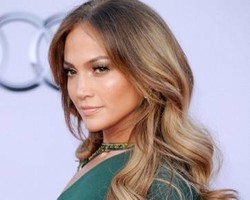 Tiga Kali Cerai, J-Lo Tak Yakin Akan Menikah Lagi