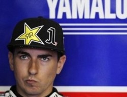 Lorenzo Rajai Tes MotoGP di Sepang