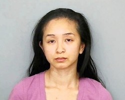 Beli Tas Louis Vuitton, Wanita Ini Ditangkap Polisi