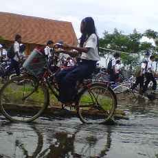 SMPN 27 Selalu Banjir Tiap Turun Hujan