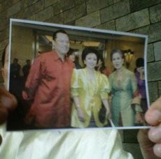 Adang: Nunun akan Buka Hubungannya dengan Miranda di Sidang